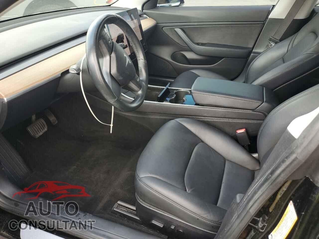TESLA MODEL 3 2018 - 5YJ3E1EA1JF109141