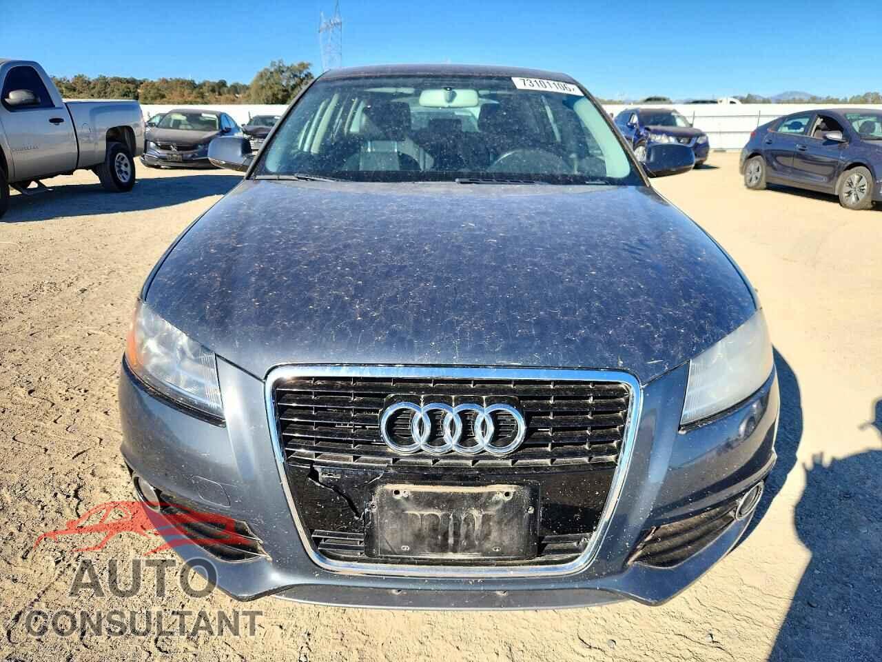 AUDI A3 2012 - WAUBJAFM1CA101050