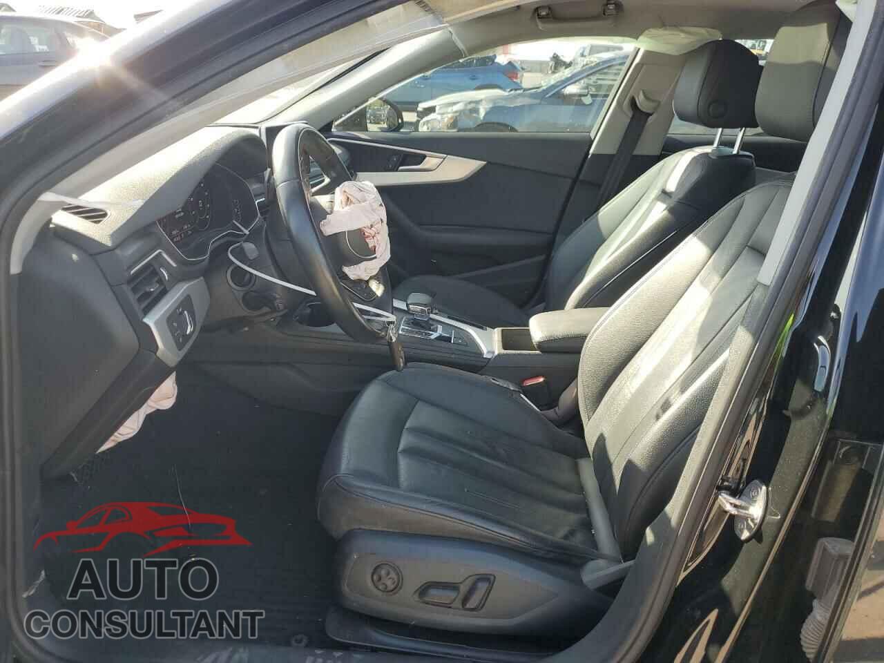 AUDI A4 2017 - WAUDNAF46HN045121