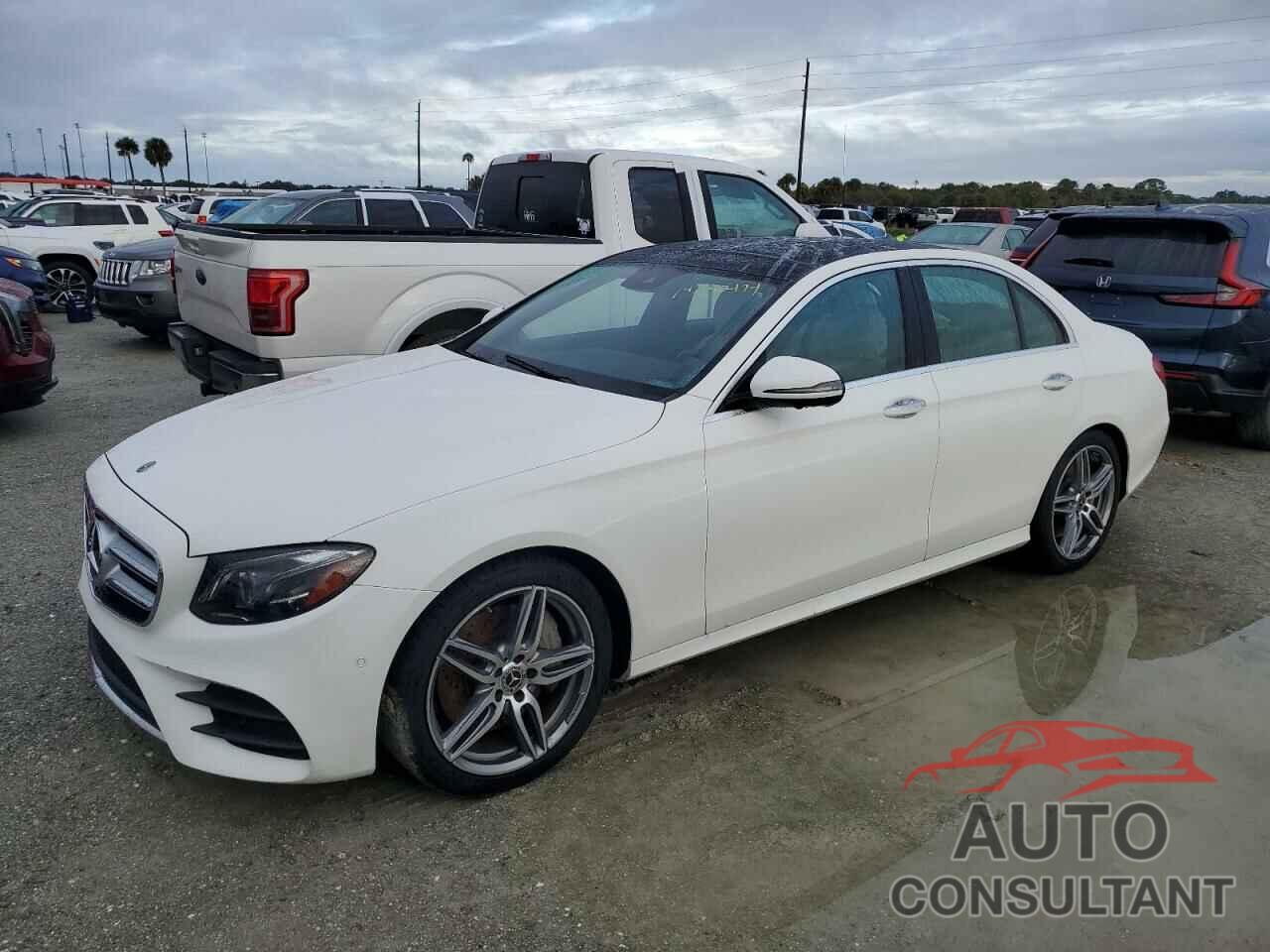 MERCEDES-BENZ E-CLASS 2019 - WDDZF6JB3KA571252