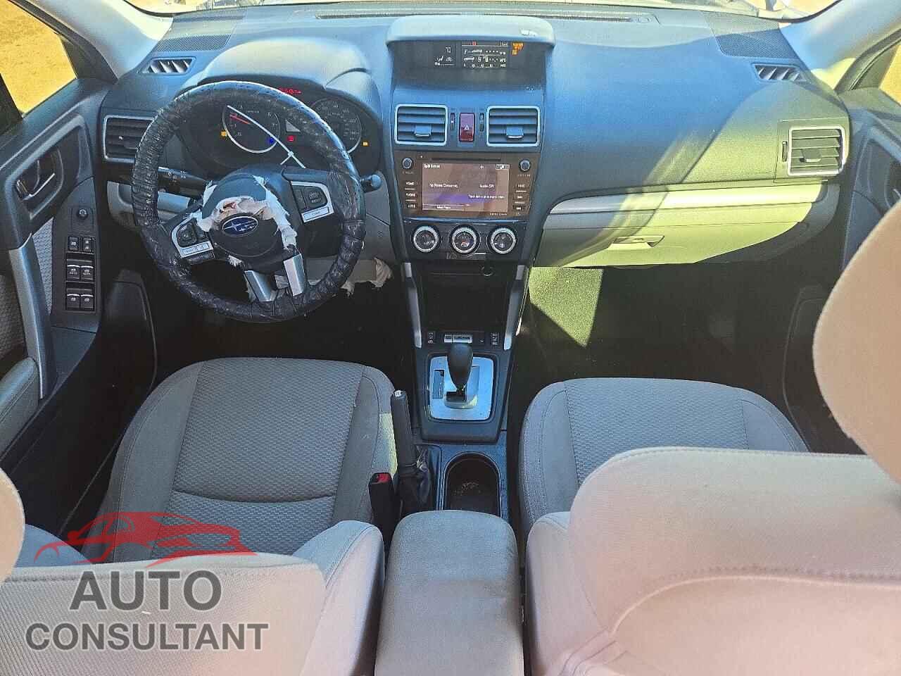SUBARU FORESTER 2017 - JF2SJAEC9HH456253