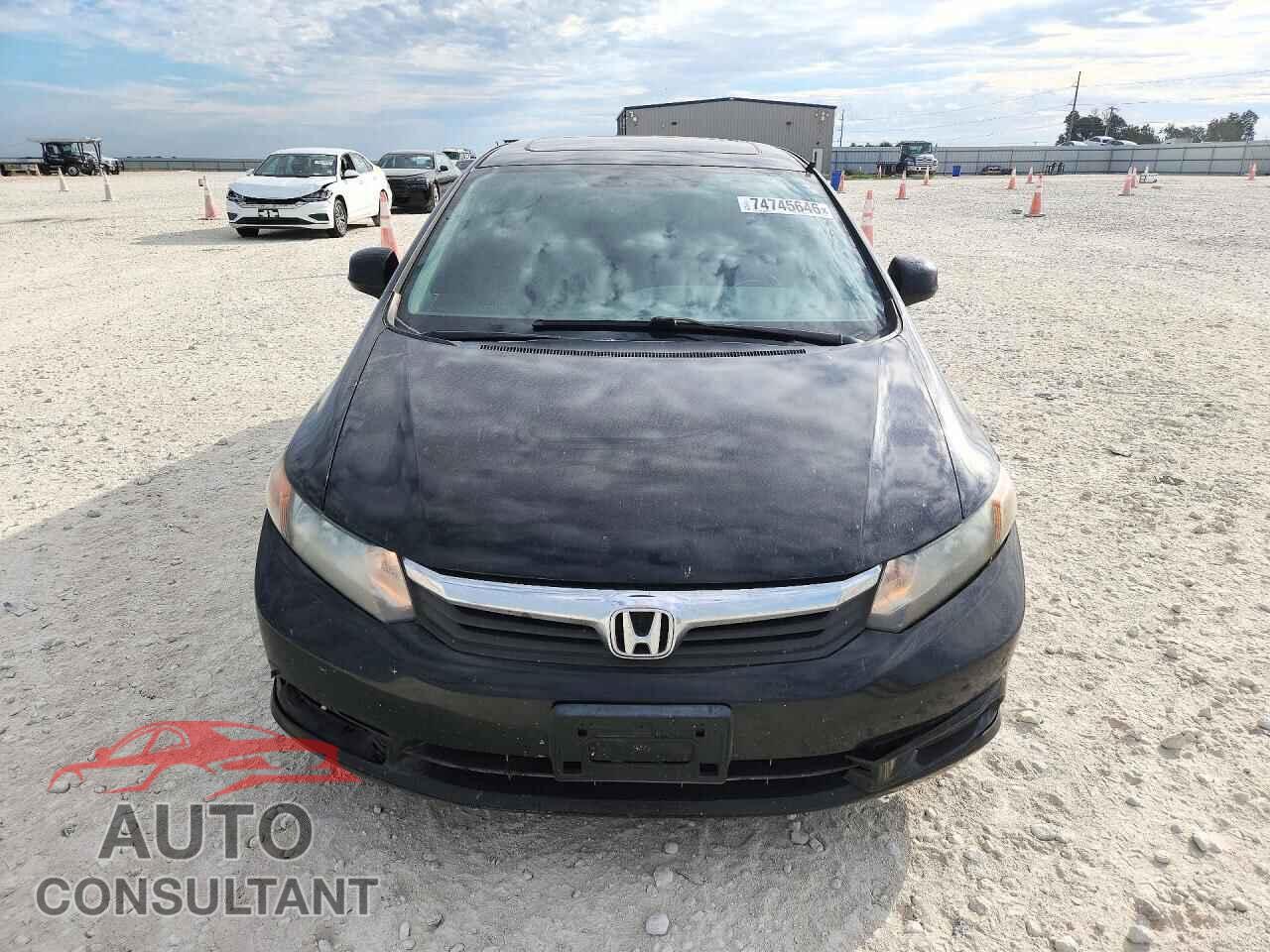 HONDA CIVIC 2012 - 2HGFB2F98CH505405