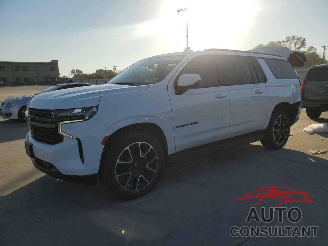 CHEVROLET SUBURBAN 2021 - 1GNSCEKDXMR209607