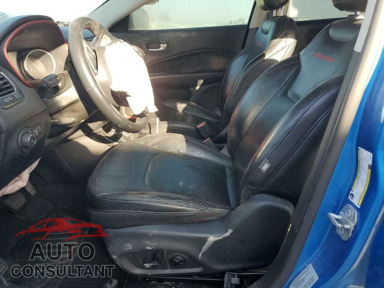JEEP COMPASS 2017 - 3C4NJDDB4HT651569