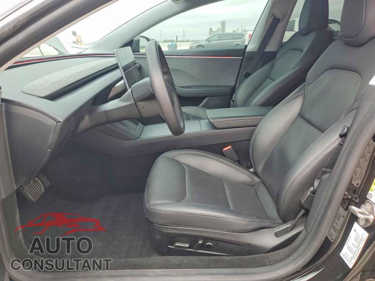 TESLA MODEL 3 2024 - 5YJ3E1EA4RF785224