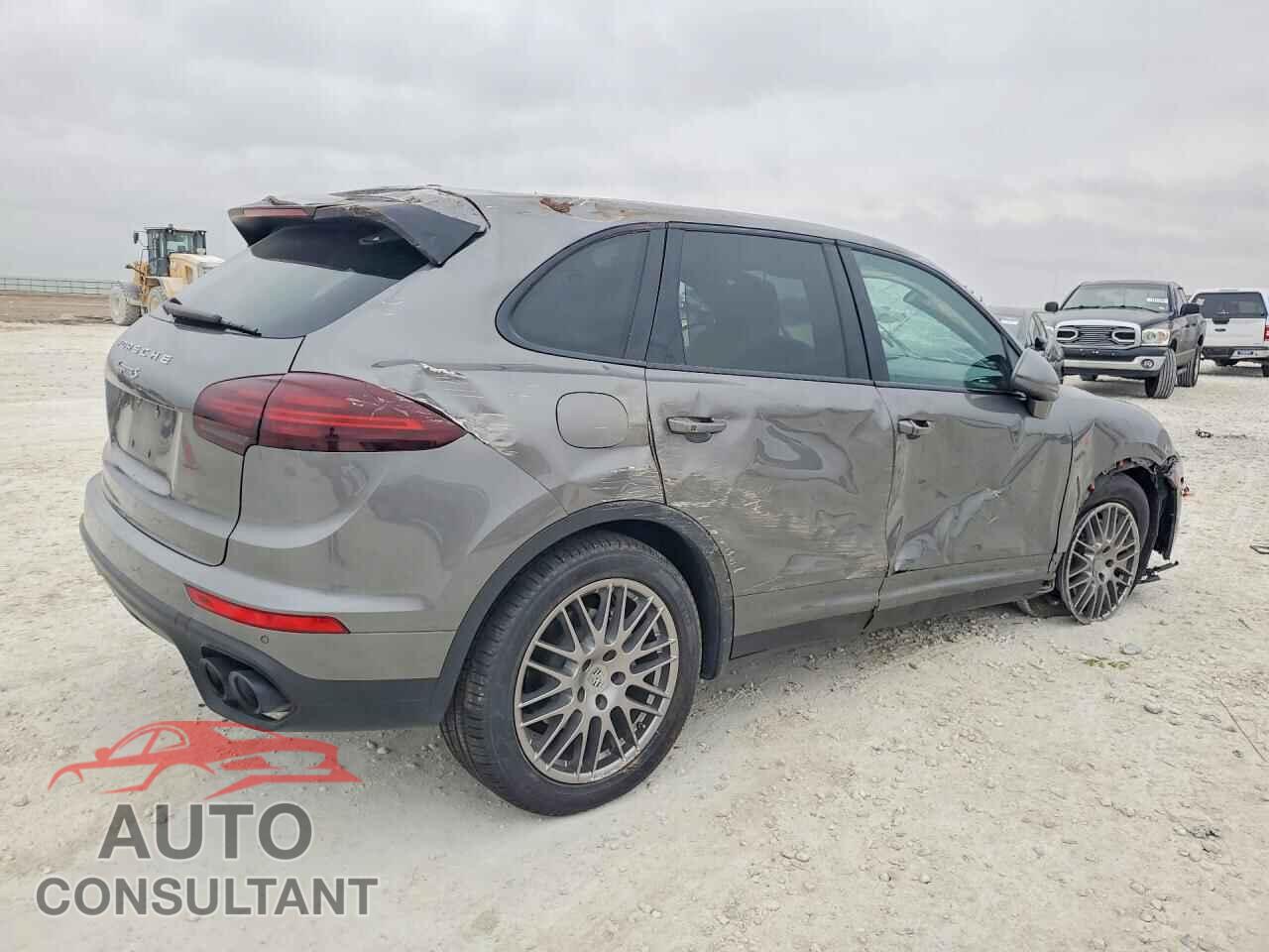 PORSCHE CAYENNE 2016 - WP1AB2A21GLA93791