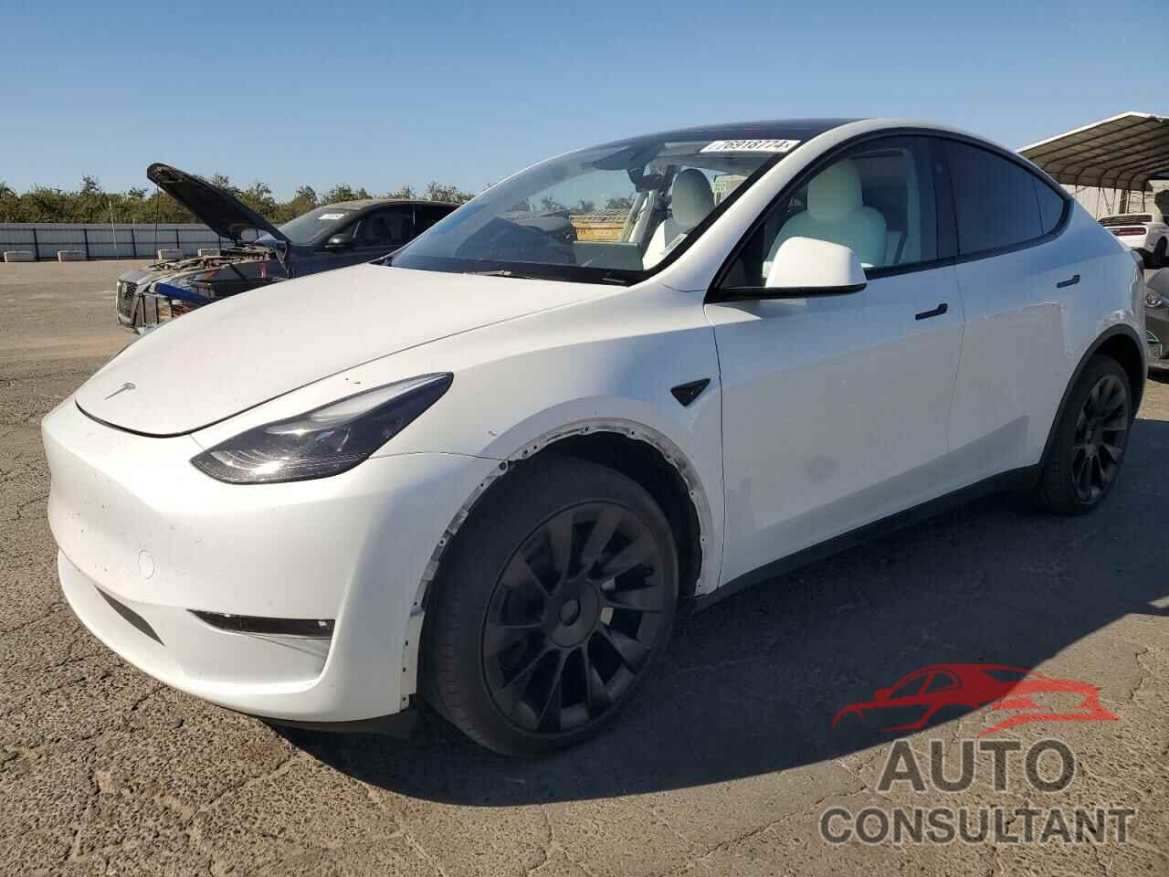 TESLA MODEL Y 2023 - 7SAYGDEE3PF840024