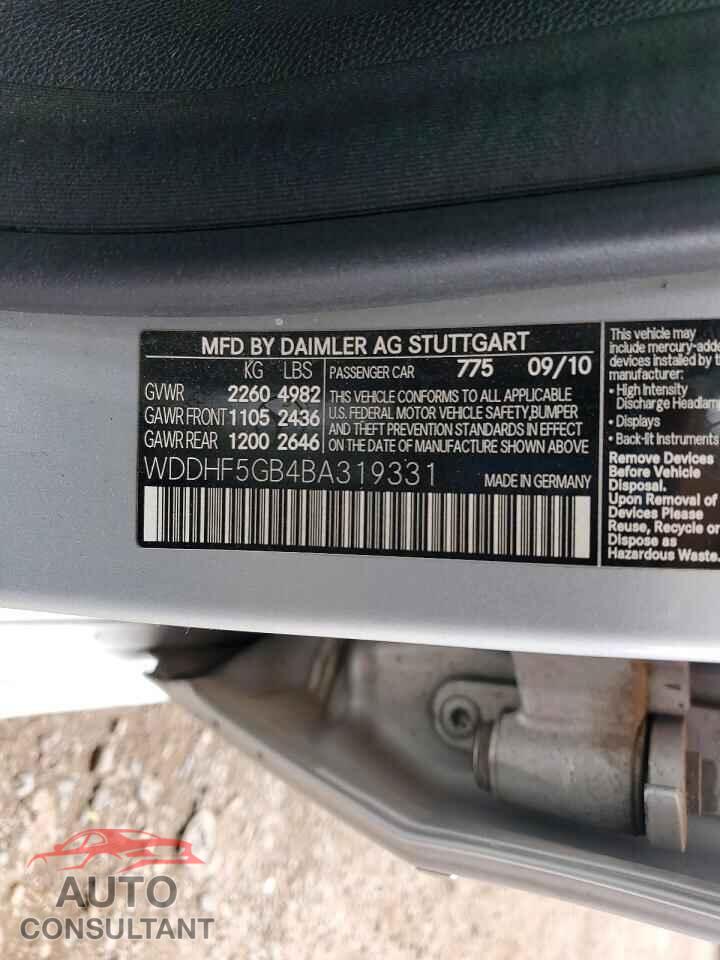 MERCEDES-BENZ E-CLASS 2011 - WDDHF5GB4BA319331