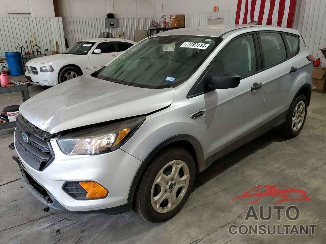 FORD ESCAPE 2019 - 1FMCU0F70KUA04904