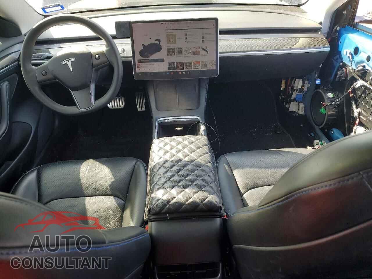 TESLA MODEL 3 2021 - 5YJ3E1EA4MF060716
