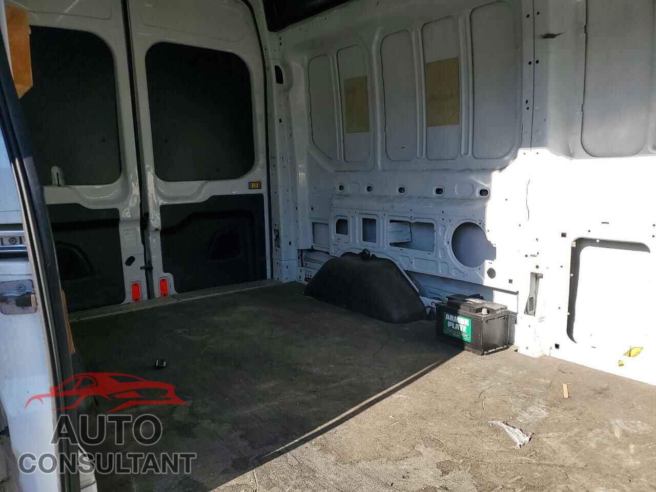 FORD TRANSIT 2017 - 1FTYR2XM9HKB03107