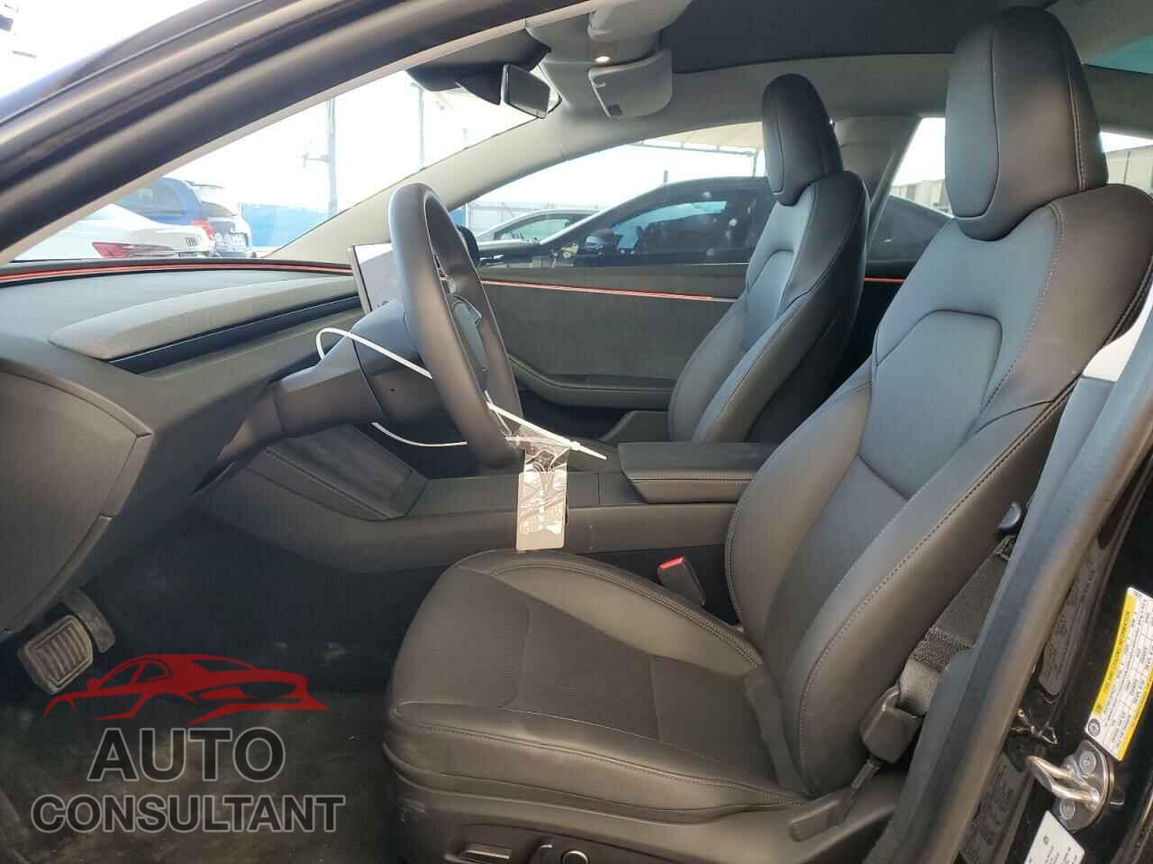 TESLA MODEL 3 2024 - 5YJ3E1EB5RF736011