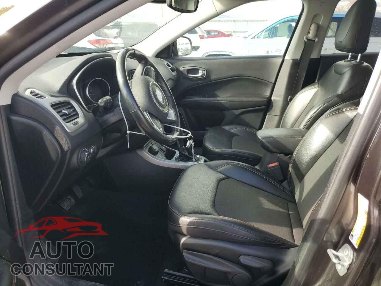 JEEP COMPASS 2020 - 3C4NJDBB0LT251536