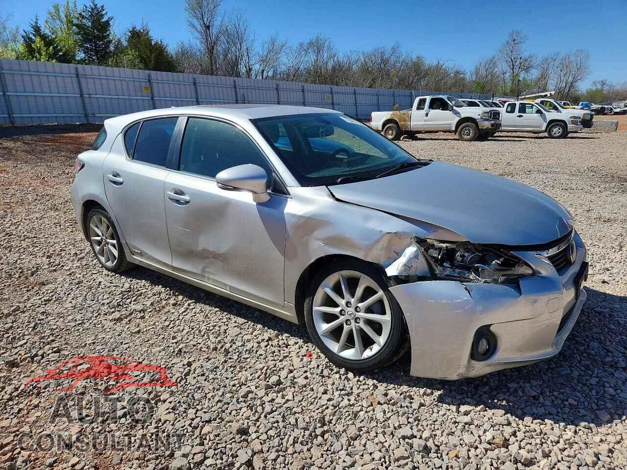 LEXUS CT 200 2013 - JTHKD5BH9D2170041