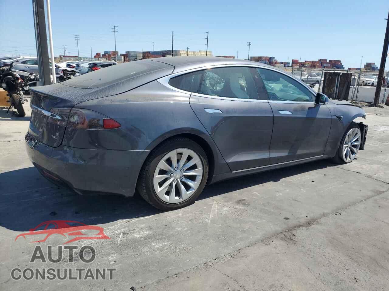 TESLA MODEL S 2018 - 5YJSA1E25JF247877