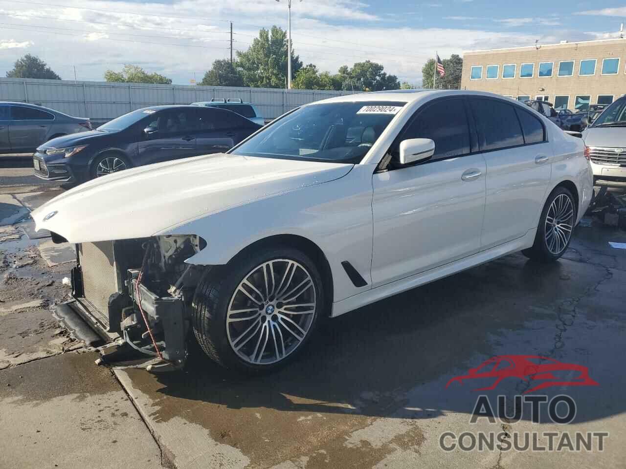 BMW 5 SERIES 2018 - WBAJA7C55JG907298