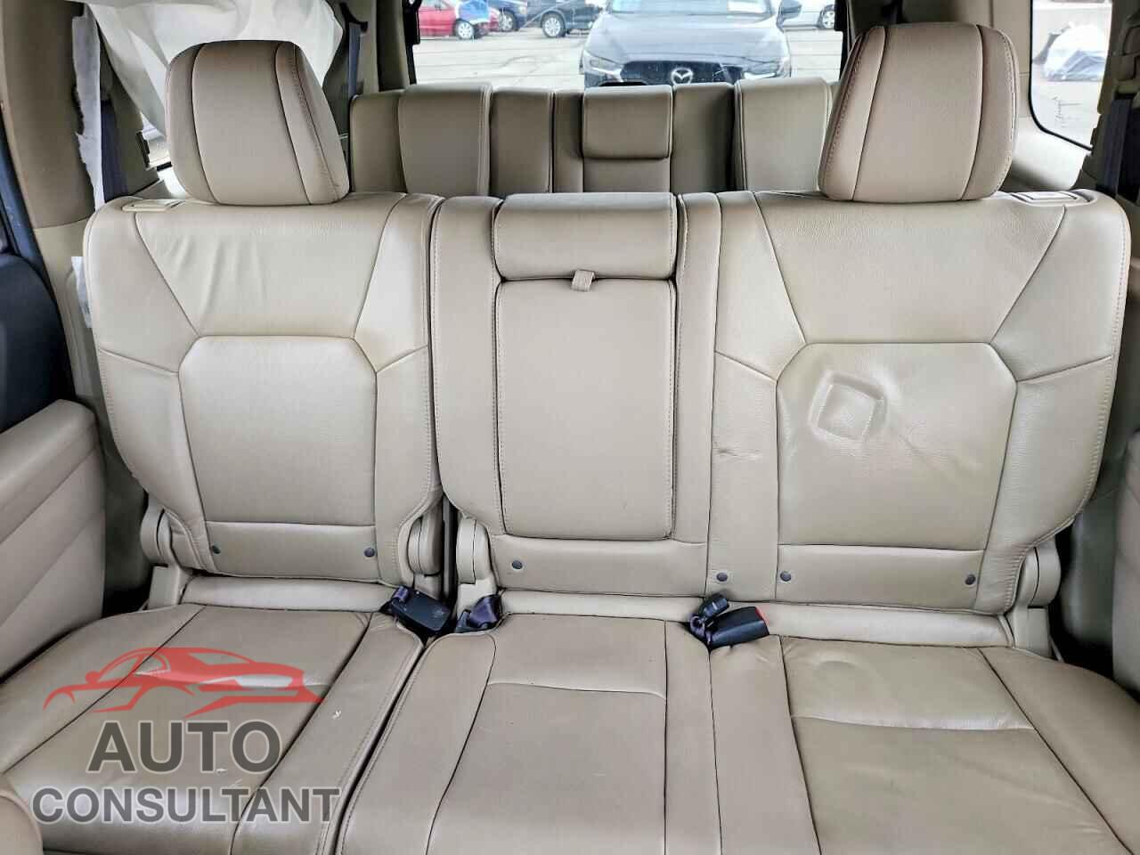 HONDA PILOT 2013 - 5FNYF4H59DB016830