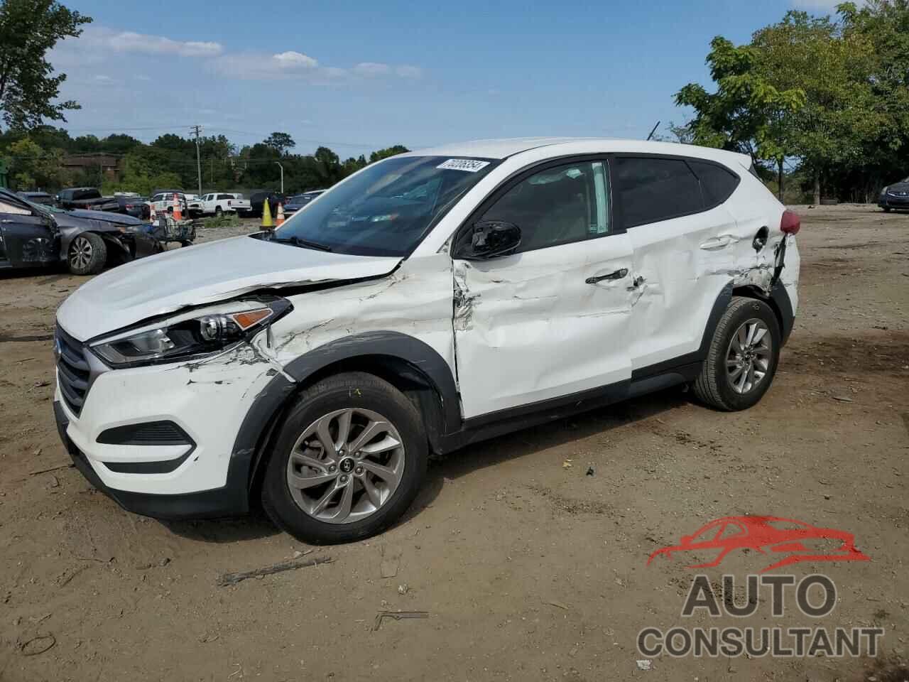 HYUNDAI TUCSON 2018 - KM8J2CA46JU703920