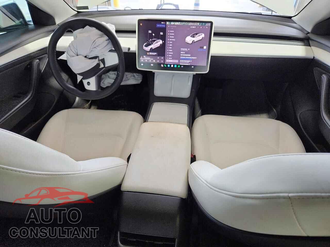 TESLA MODEL 3 2021 - 5YJ3E1EA5MF994321
