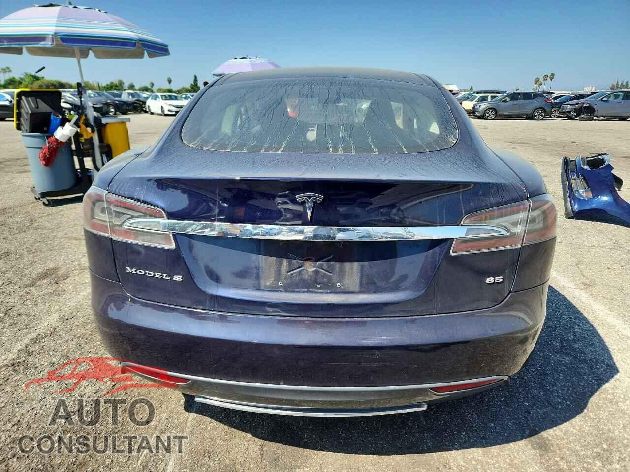 TESLA MODEL S 2013 - 5YJSA1DN0DFP12274