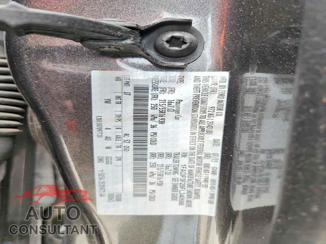 FORD FOCUS 2015 - 1FADP3F29FL340686