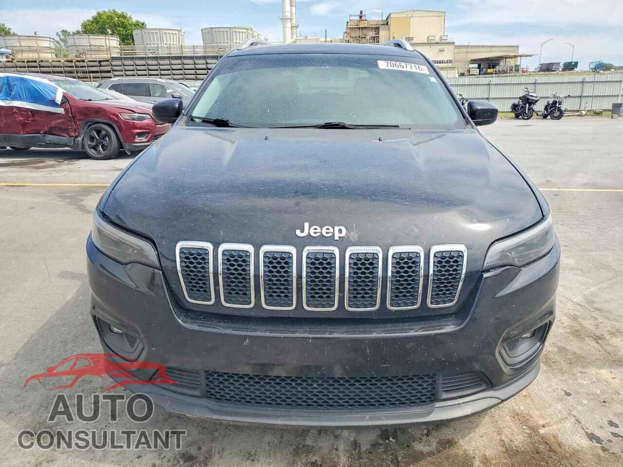 JEEP CHEROKEE 2019 - 1C4PJMCB5KD232413