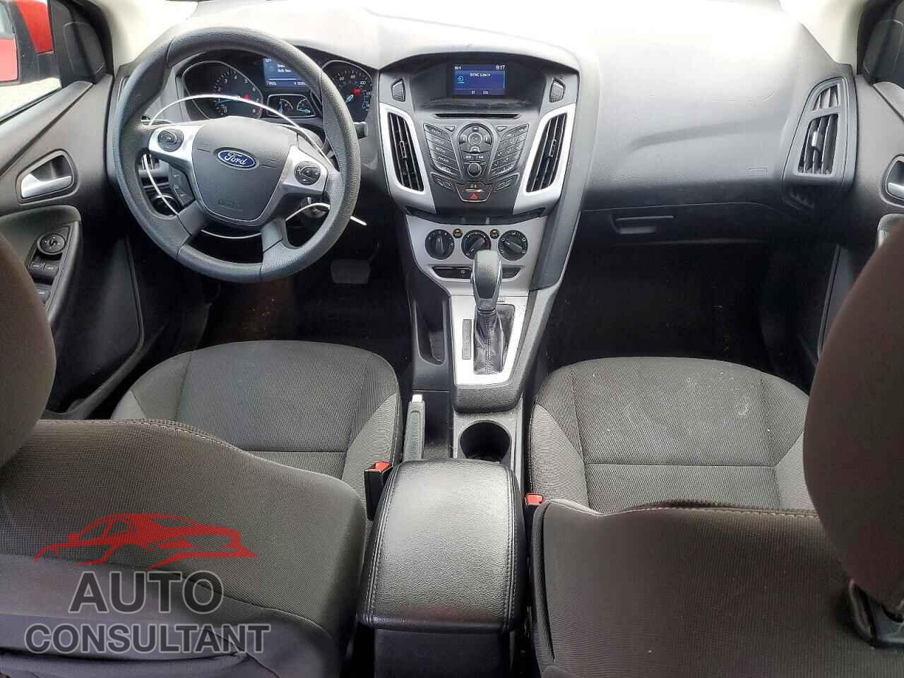FORD FOCUS 2014 - 1FADP3F27EL433513