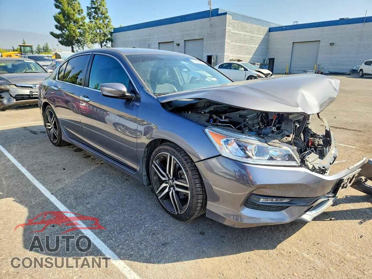HONDA ACCORD 2017 - 1HGCR2F58HA043817