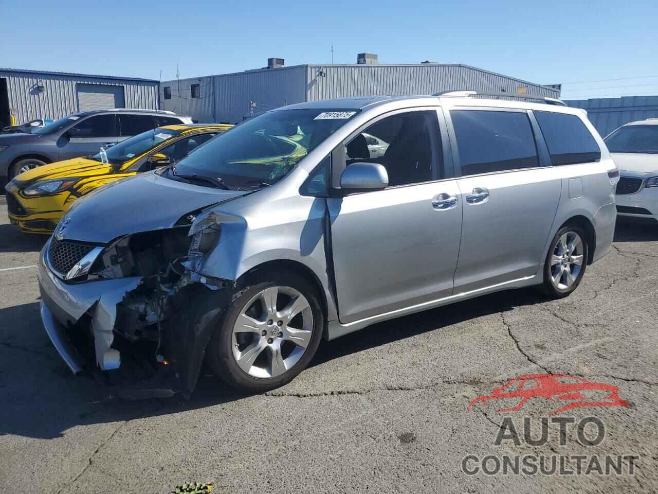 TOYOTA SIENNA 2014 - 5TDXK3DC5ES418119