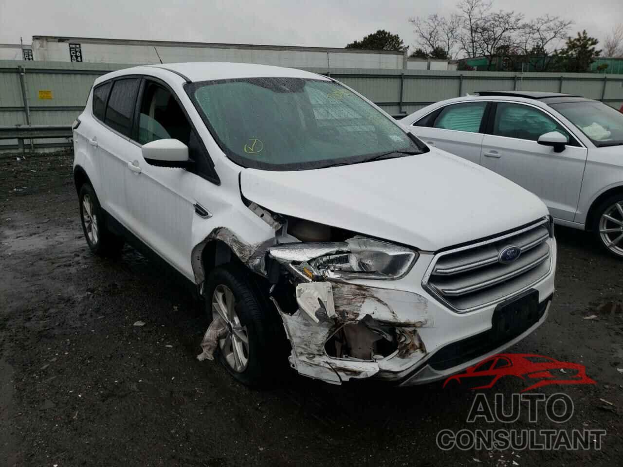 FORD ESCAPE 2017 - 1FMCU9GD1HUE49203
