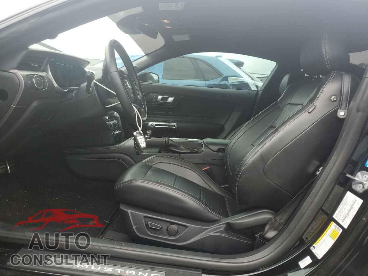 FORD MUSTANG 2020 - 1FA6P8CFXL5159366
