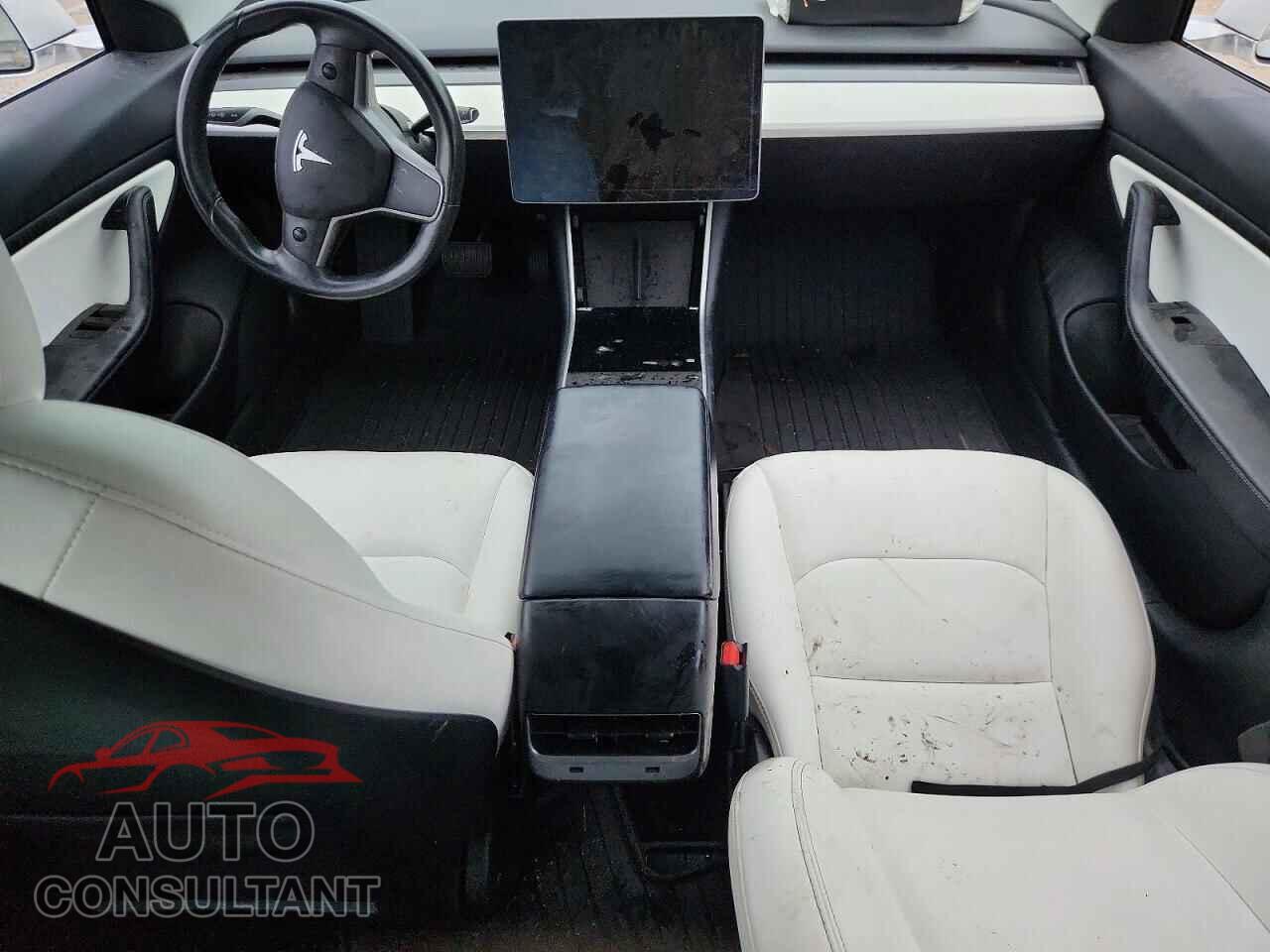 TESLA MODEL 3 2019 - 5YJ3E1EA8KF302713
