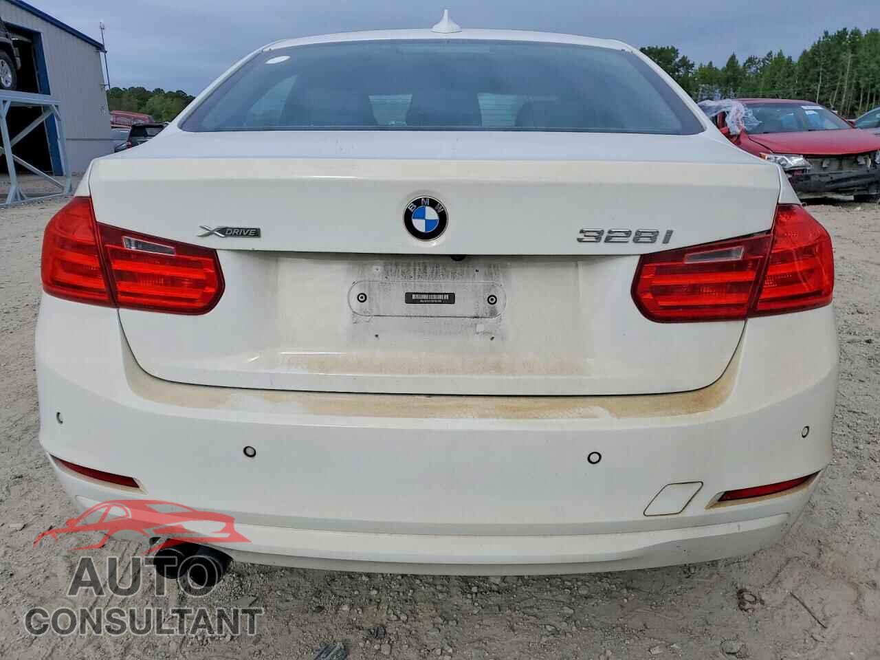 BMW 3 SERIES 2013 - WBA3B5C55DF597478