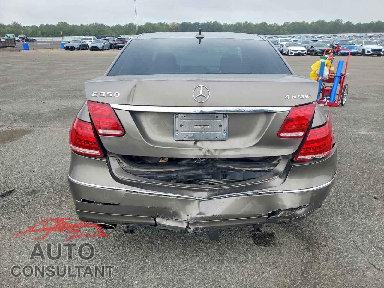 MERCEDES-BENZ E-CLASS 2012 - WDDHF8JB1CA535987
