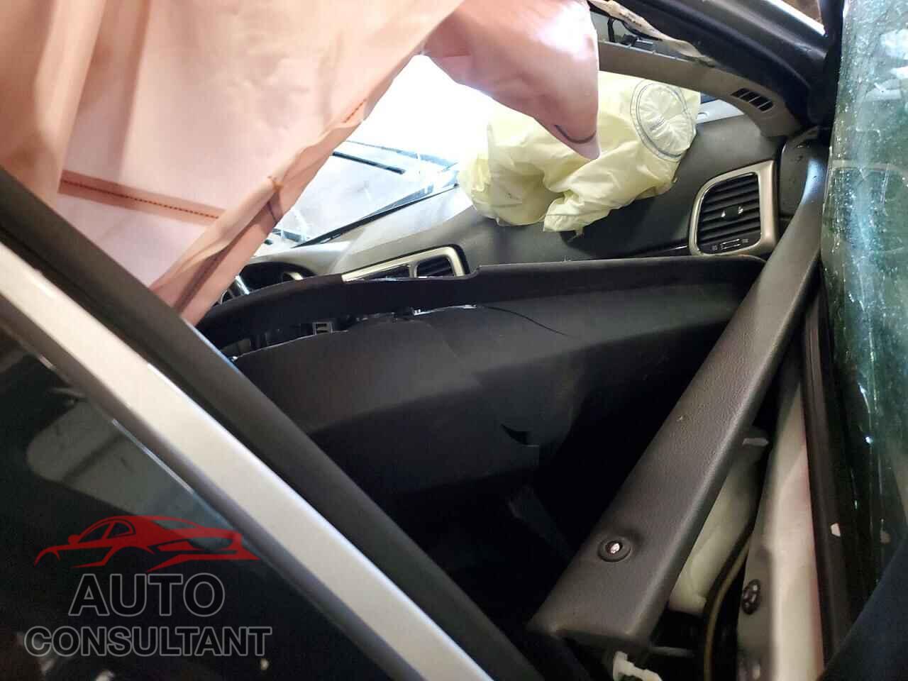 JEEP CHEROKEE 2012 - 1C4RJFAG5CC274591