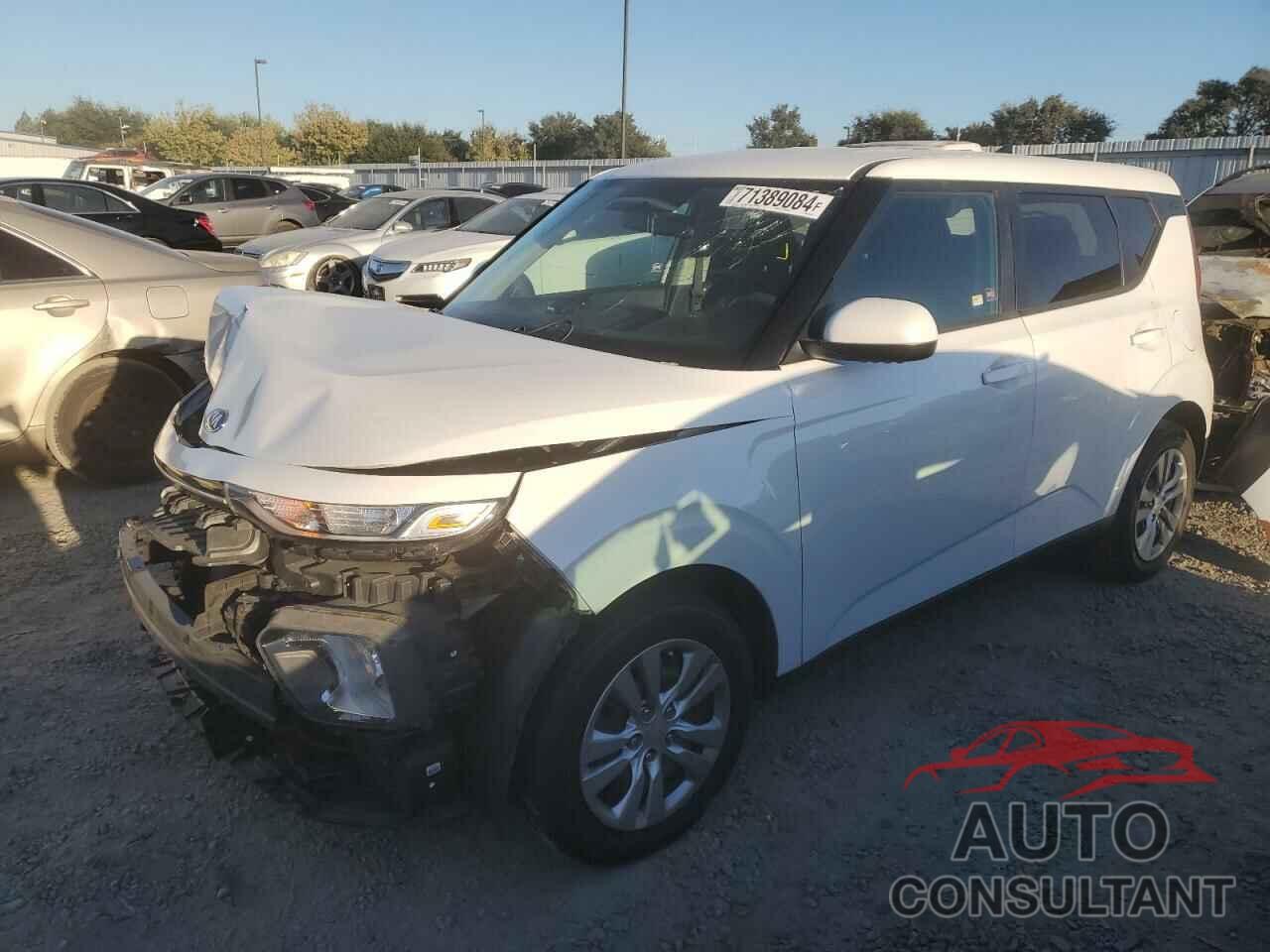 KIA SOUL 2020 - KNDJ23AU4L7017008