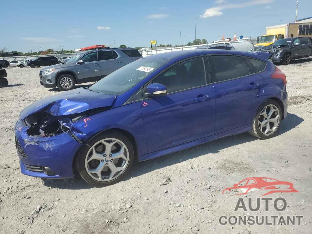FORD FOCUS 2013 - 1FADP3L98DL138226