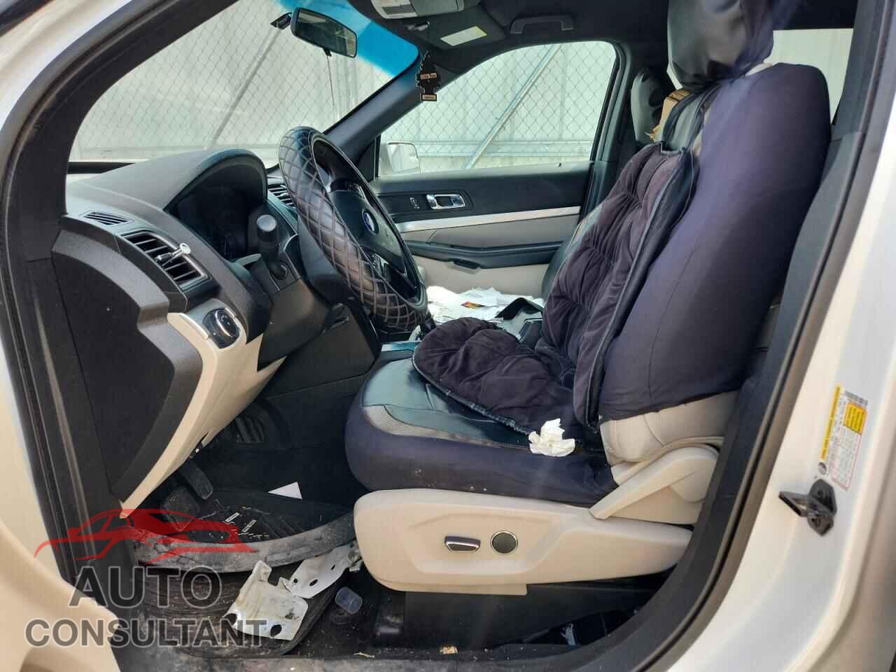 FORD EXPLORER 2018 - 1FM5K7B86JGB81170