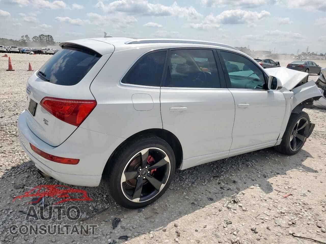 AUDI Q5 2012 - WA1LFAFP5CA129687