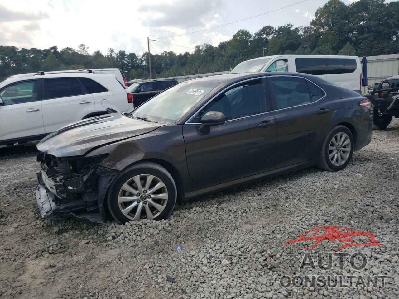 TOYOTA CAMRY 2018 - 4T1B11HK6JU014914