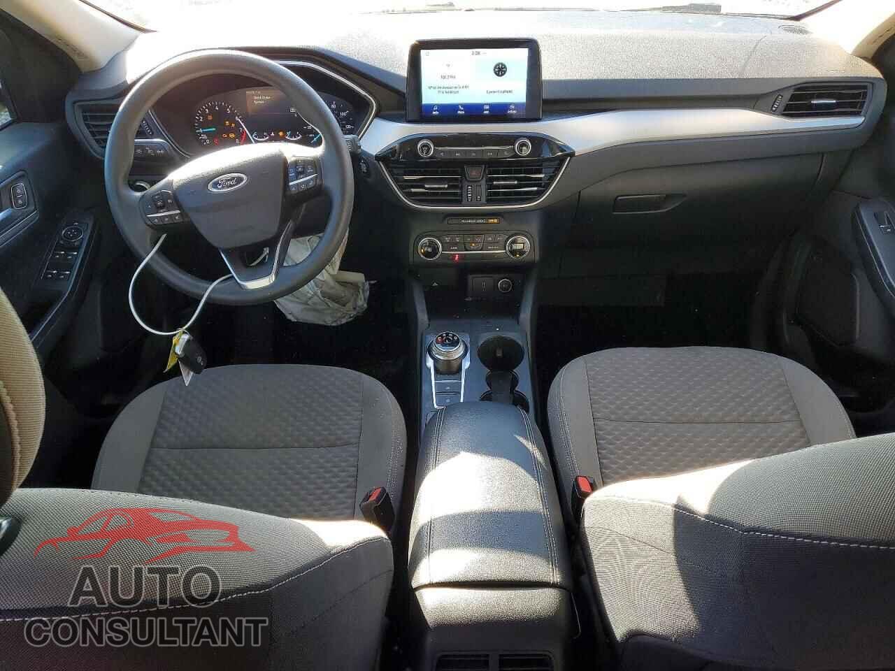 FORD ESCAPE 2020 - 1FMCU0G61LUA05423