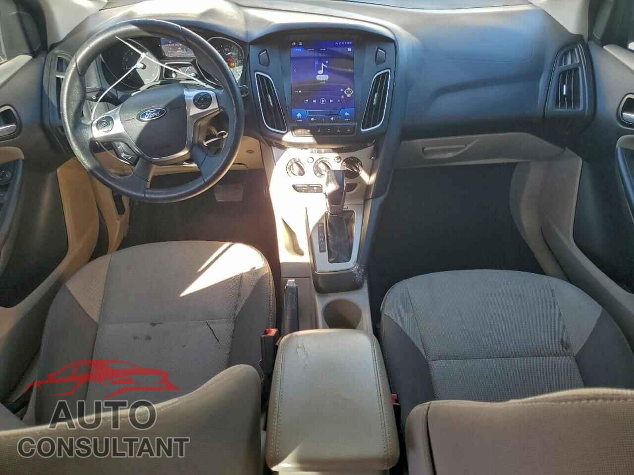FORD FOCUS 2014 - 1FADP3K20EL301005