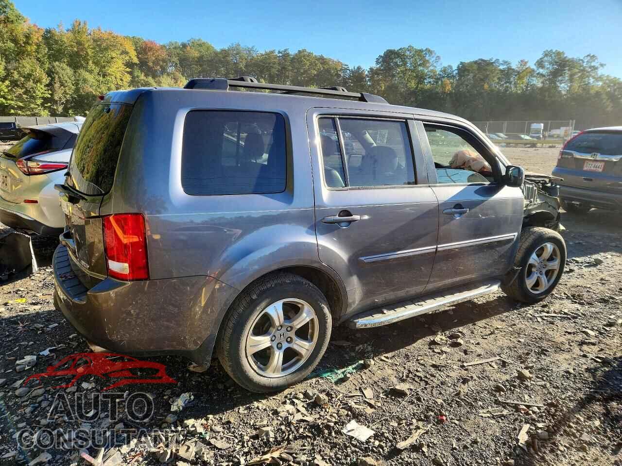 HONDA PILOT 2015 - 5FNYF4H55FB064571