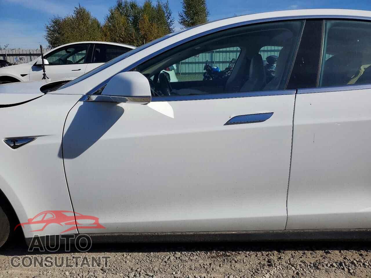 TESLA MODEL S 2014 - 5YJSA1H12EFP47522