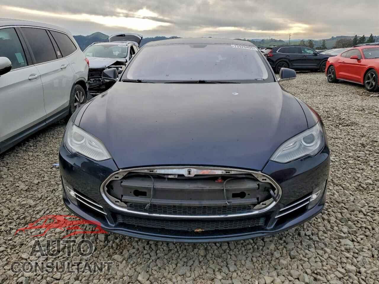 TESLA MODEL S 2014 - 5YJSA1H16EFP43859