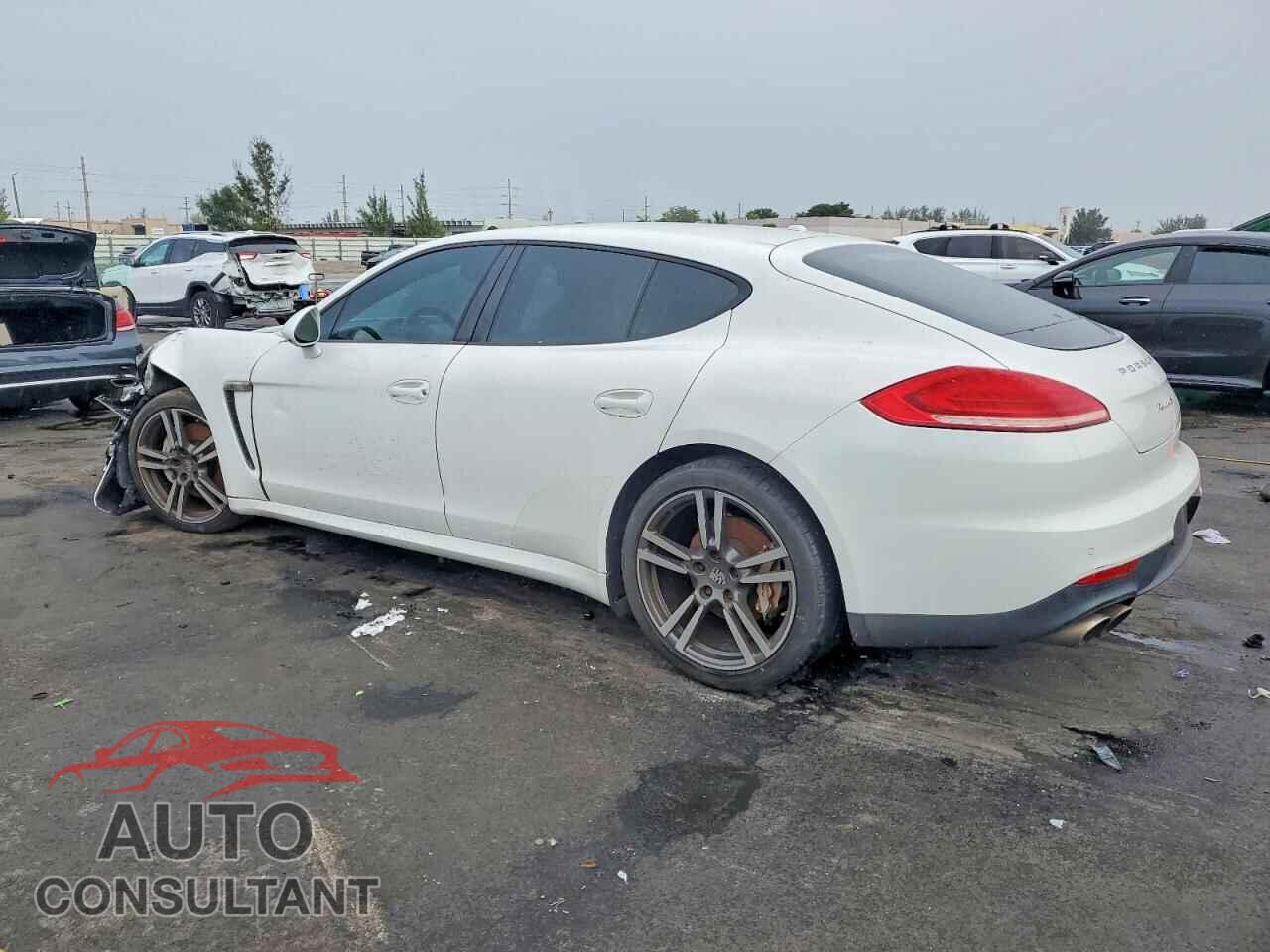 PORSCHE PANAMERA 2014 - WP0AB2A74EL055532