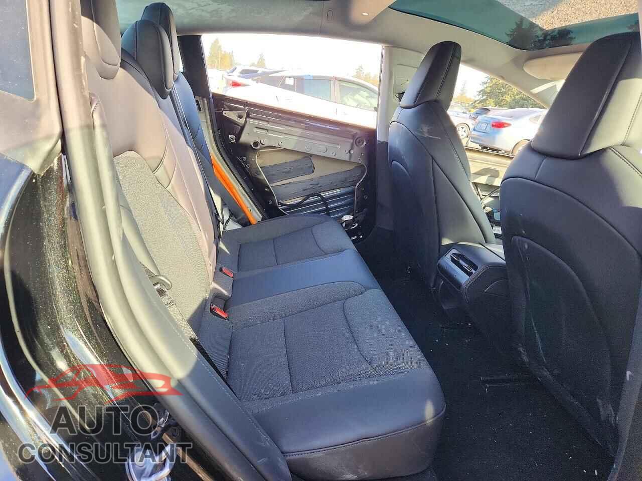 TESLA MODEL 3 2026 - 5YJ3E1EA2TF146069