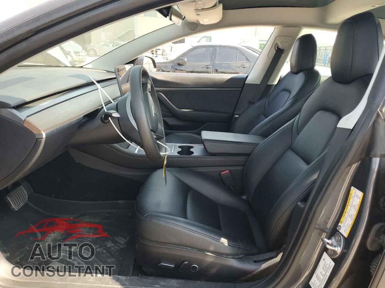 TESLA MODEL 3 2021 - 5YJ3E1EA8MF867546