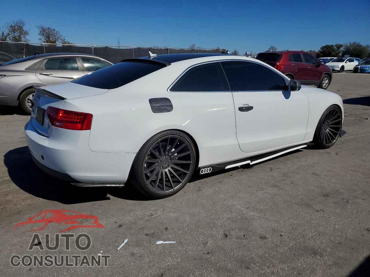 AUDI A5 2013 - WAULFAFR1DA073608