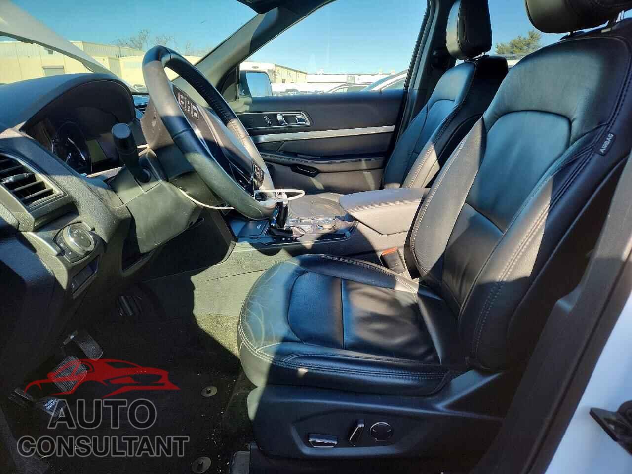 FORD EXPLORER 2018 - 1FM5K8D89JGB37795